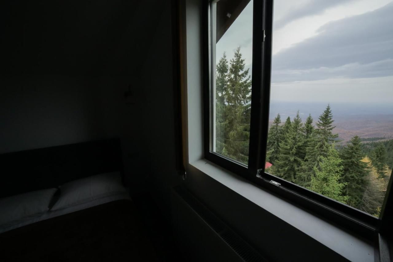 Отель Hotel Muntele Mic Borlova-19