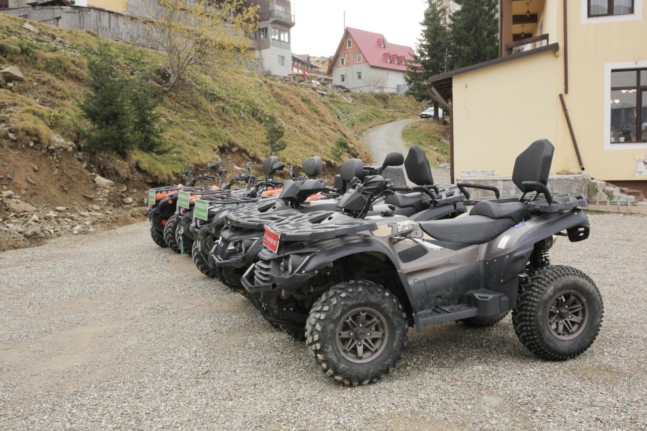Отель Hotel Muntele Mic Borlova-6